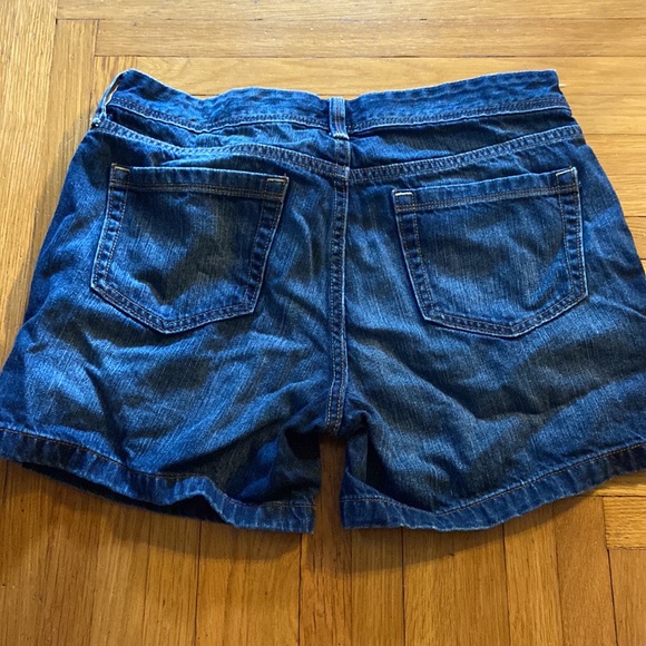 Old Navy Flirt shorts - Picture 4 of 4